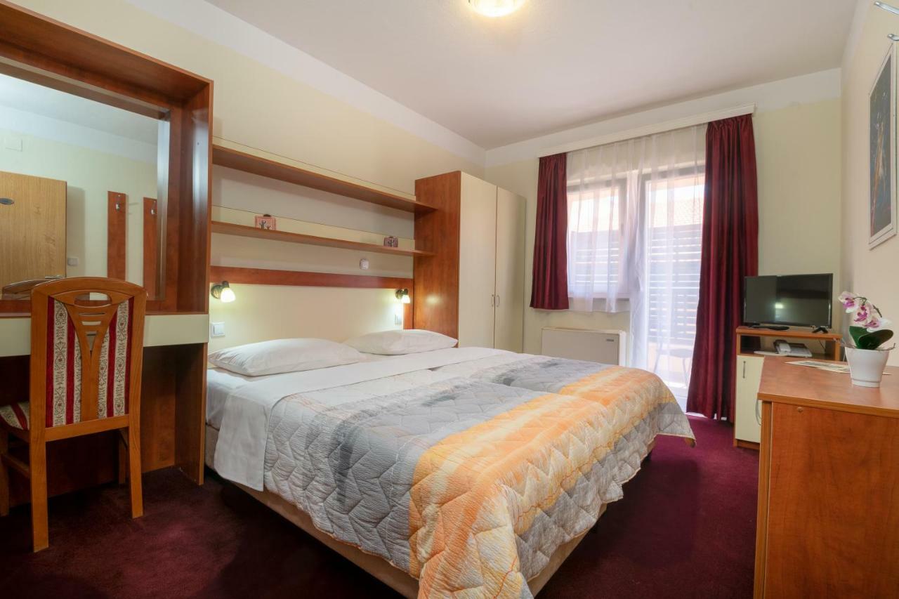Chambre Double ou Lits Jumeaux avec Balcon - Vue sur Mer